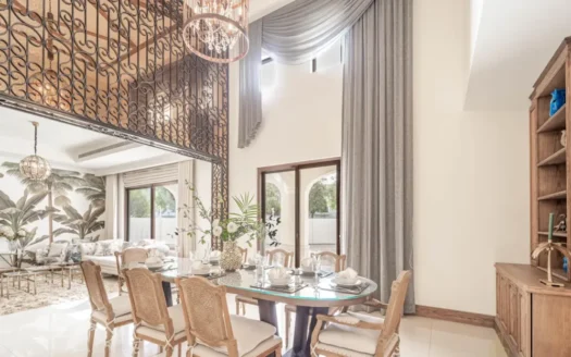 EXCLUSIVE | DRIVEWAY | BIGGEST PLOT | UPGRADED